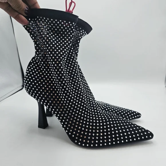 Chic Black Studded Women's Heels - Picture 2 of 8